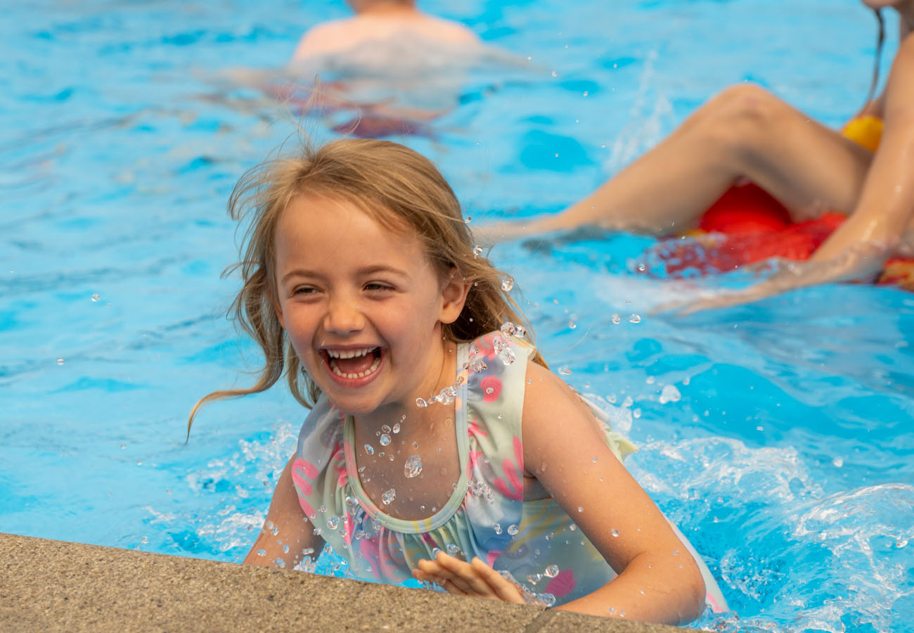 tilbud-fjellerup-hestehaven-swimmingpool